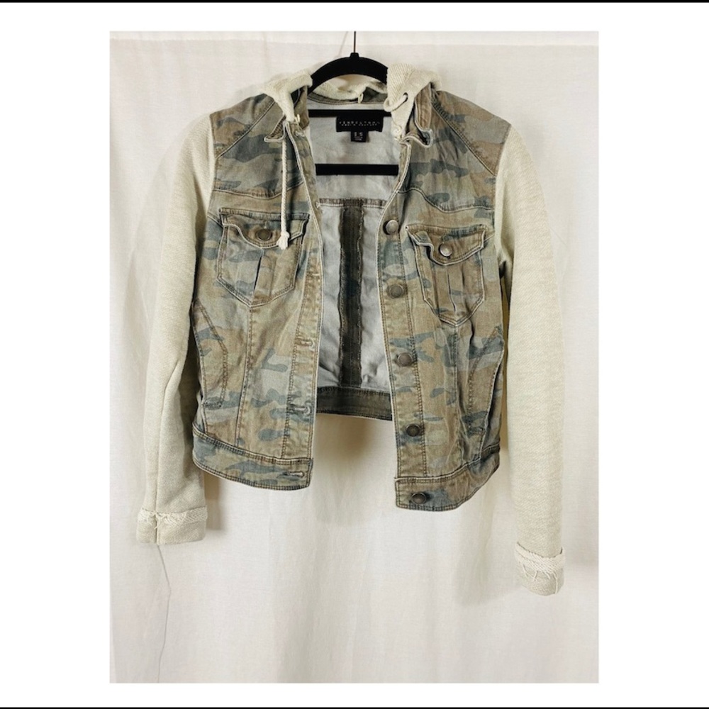 Tinseltown Camouflage Jacket